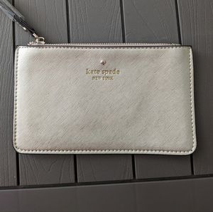 Kate Spade Wristlet ♠️ Unworn great condition!